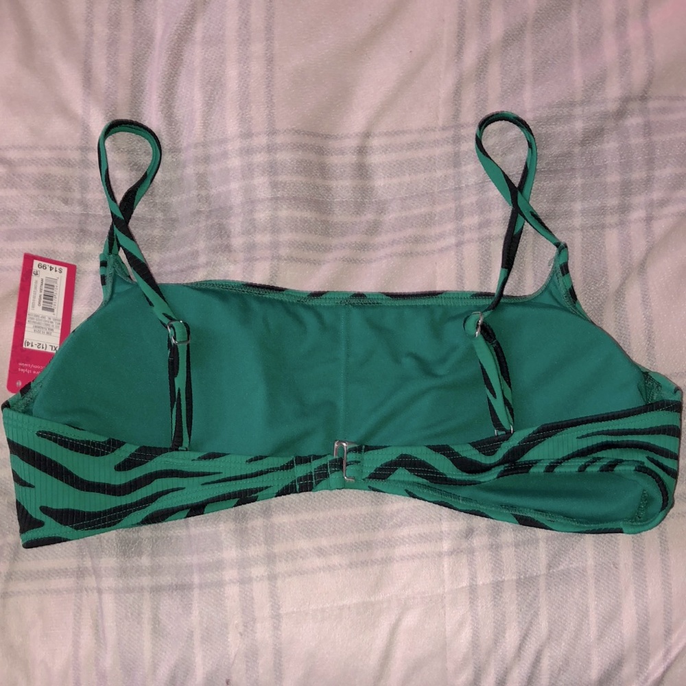 Bathing suit top - Picture 2 of 2